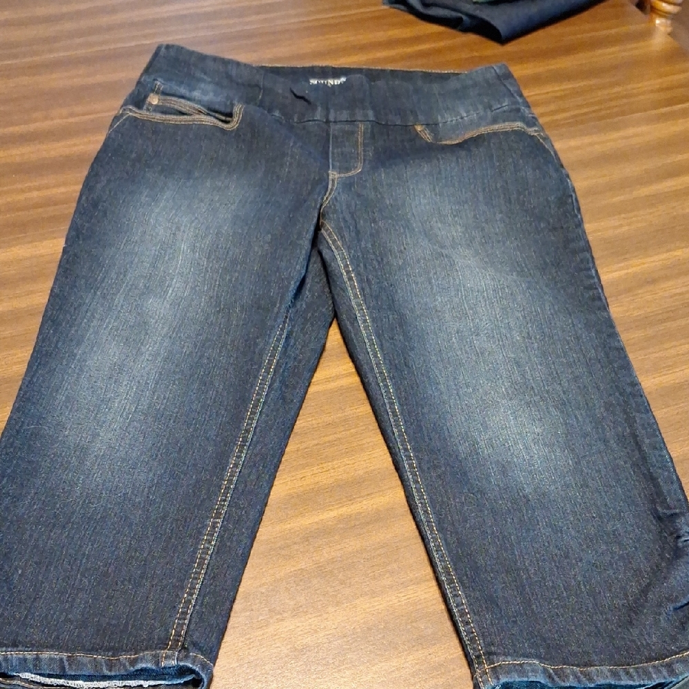 Sound Style Women's Denim Capri Jeans
